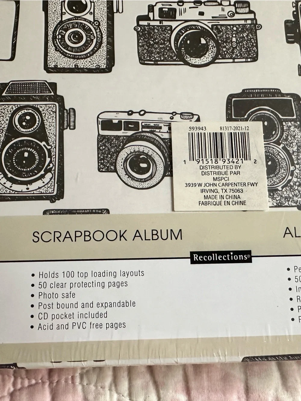 Black & White Vintage Camera Pattern 50 Pg Top Loading Scrapbook / Photo Album